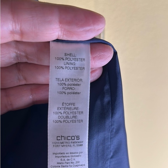 Chico’s jacket, size 3. Navy & white dots - Picture 4 of 4